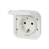 Plexo55 162 dugalj földelt csapófedéllel fehér IP55 süllyesztett csavaros LEGRAND - 069639L