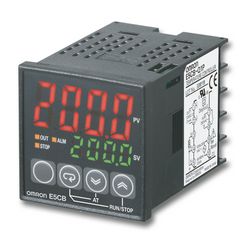 Hőmérsékletszabályozó előlapba On/Off/PID Pt100/1SSR 48x48mm  E5CB-Q1P AC100-240AC OMRON - 352128