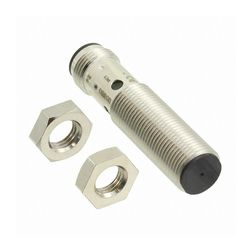 Induktív közelítésérzékelő síkbaálló 4mm-hatótáv menetes henger fém PNP záró 10-30V DC OMRON - 674633