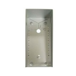 Kaputábla esővédő keret 1-soros táblához 1-8 gomb 1-egység falonkívüli alumínium szürke 925 URMET - 725/711