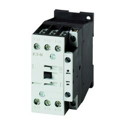 Kontaktor (mágnesk) 7.5kW/400VAC-3 3-Z 24-27VDC 1-ny csavaros 40A/AC-1/400V DILM17-01 EATON - 277050