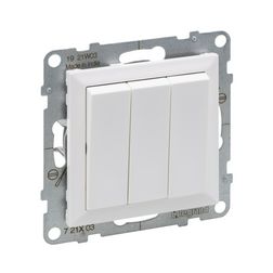 Suno 101/3 3x1P kapcsoló betét közp. fedéllel fehér süllyesztett csavaros IP20 LEGRAND - 721103