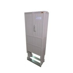 Üres mérőszekrény lábazattal JB-F80x88/32  PVT-K-L 80x88/32 Csatári Plast - CSP71000010