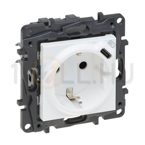 NiloéStep 162 dugalj +USB-C földelt gyerekzárral fehér IP40 süllyesztett LEGRAND - 863126